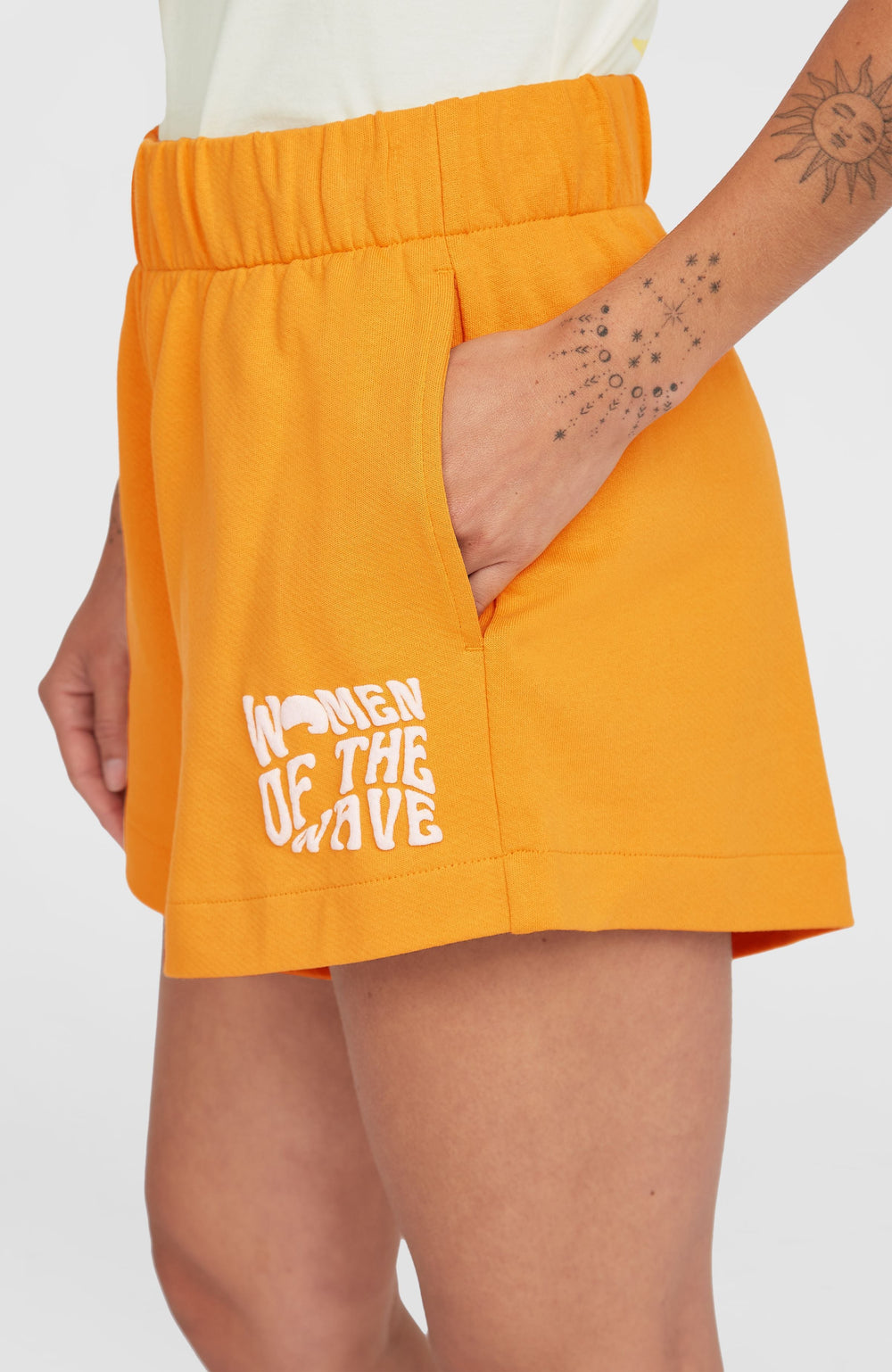 Women of the Wave Sweatshorts Golden Honey