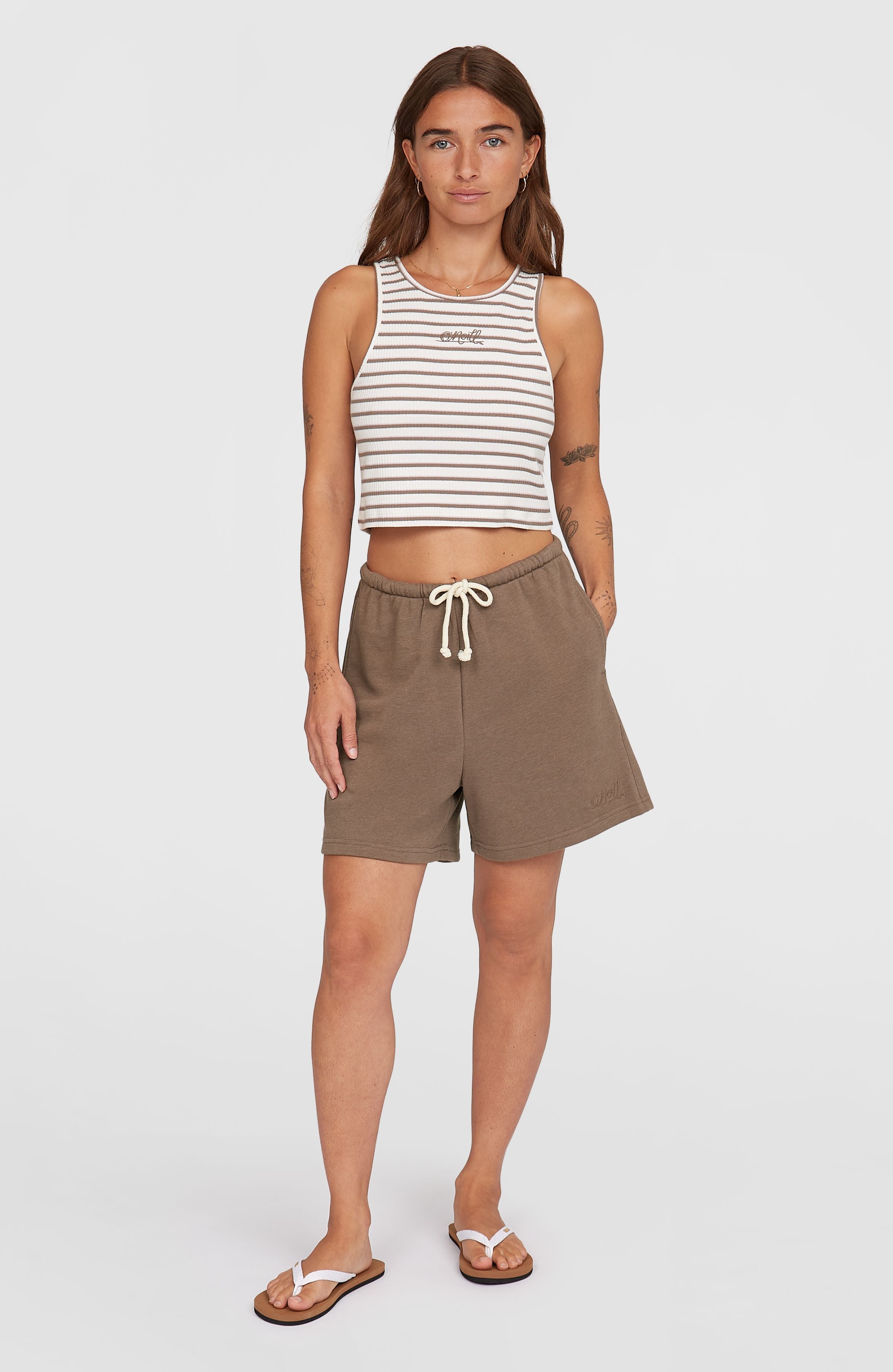 Essentials O'Neill Script Sweatshorts Pure Cashmere