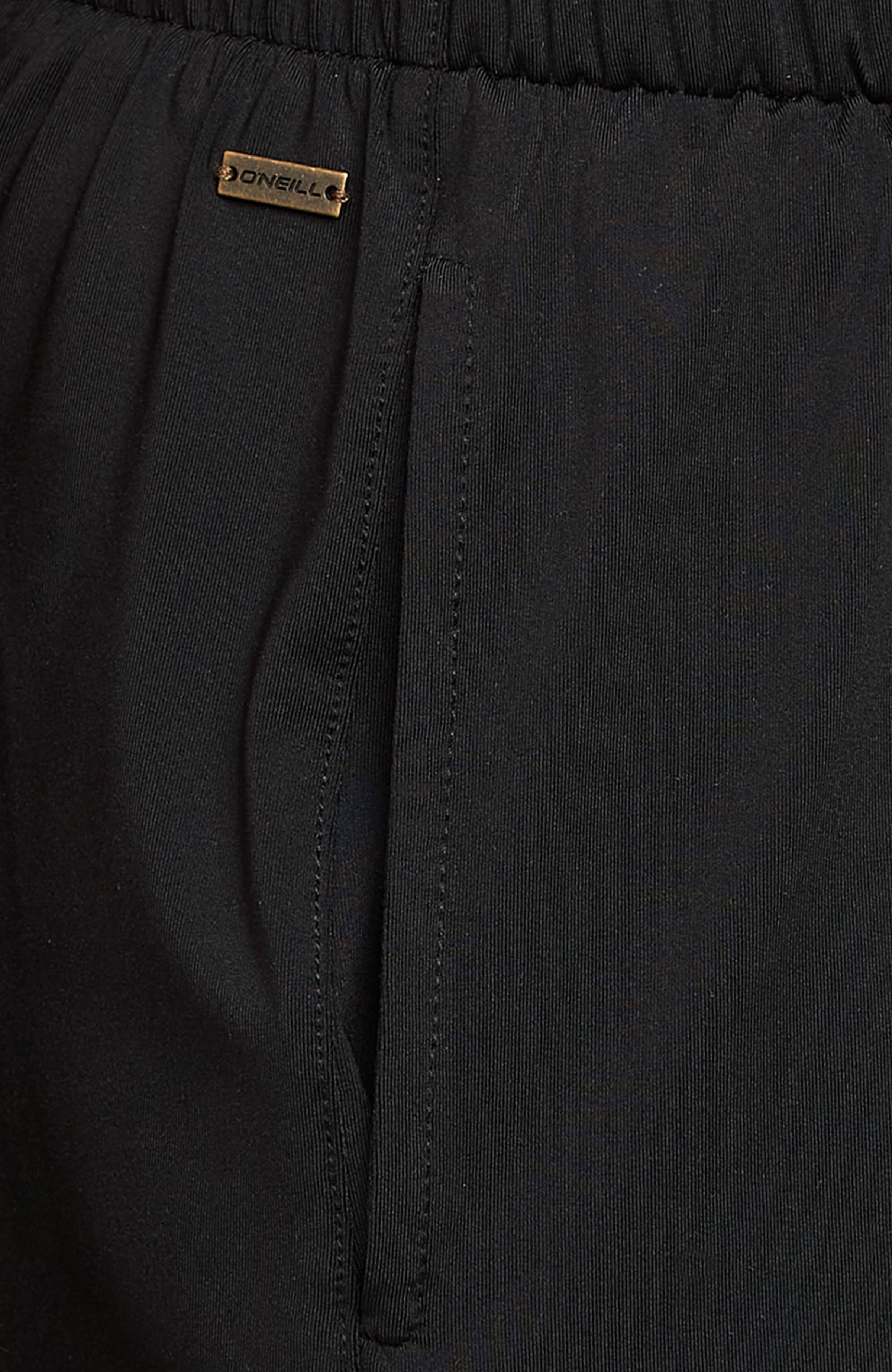 Must-Have Swimshorts Black Out