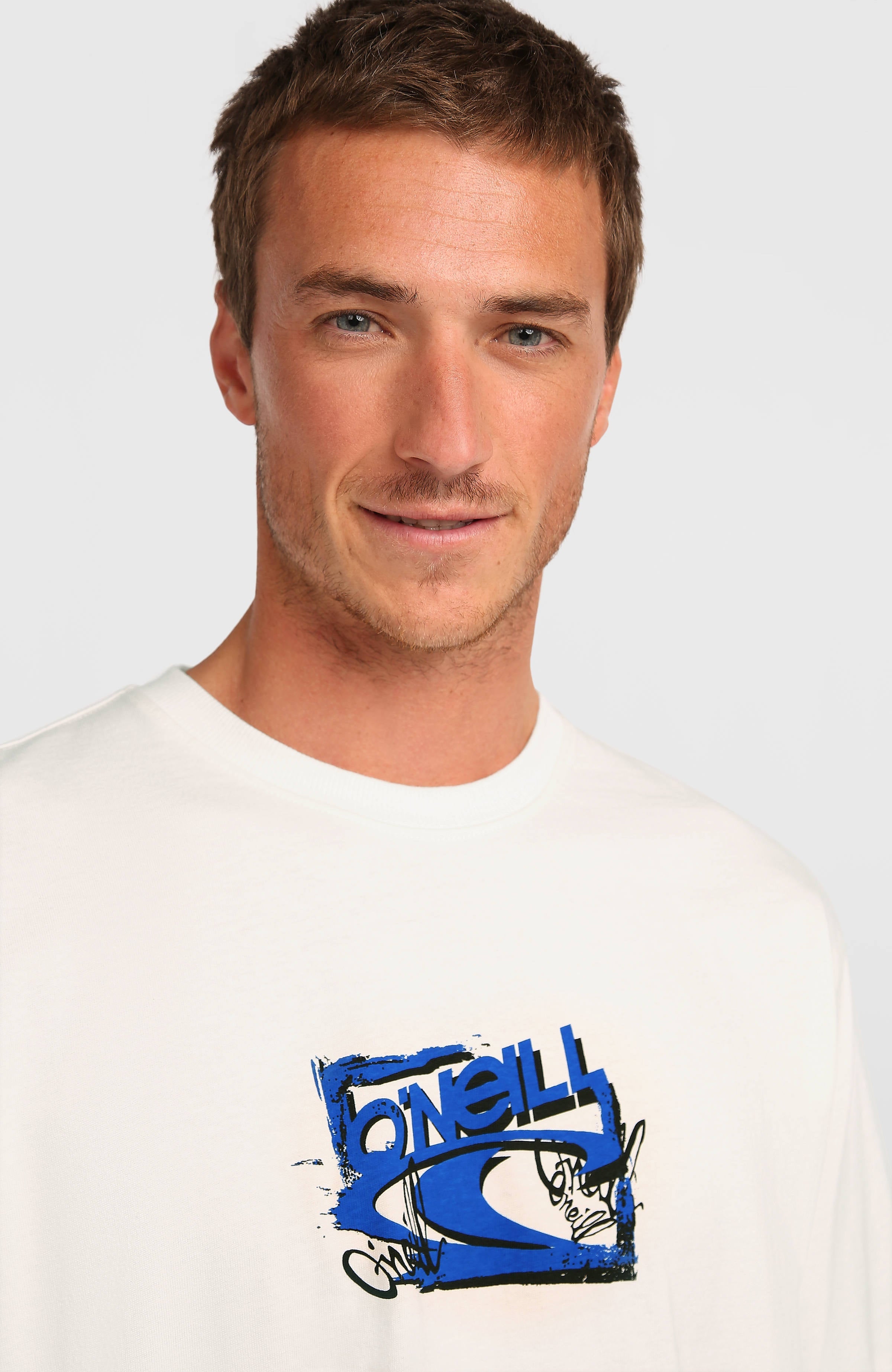 Essentials 90s Logo T-Shirt Snow White