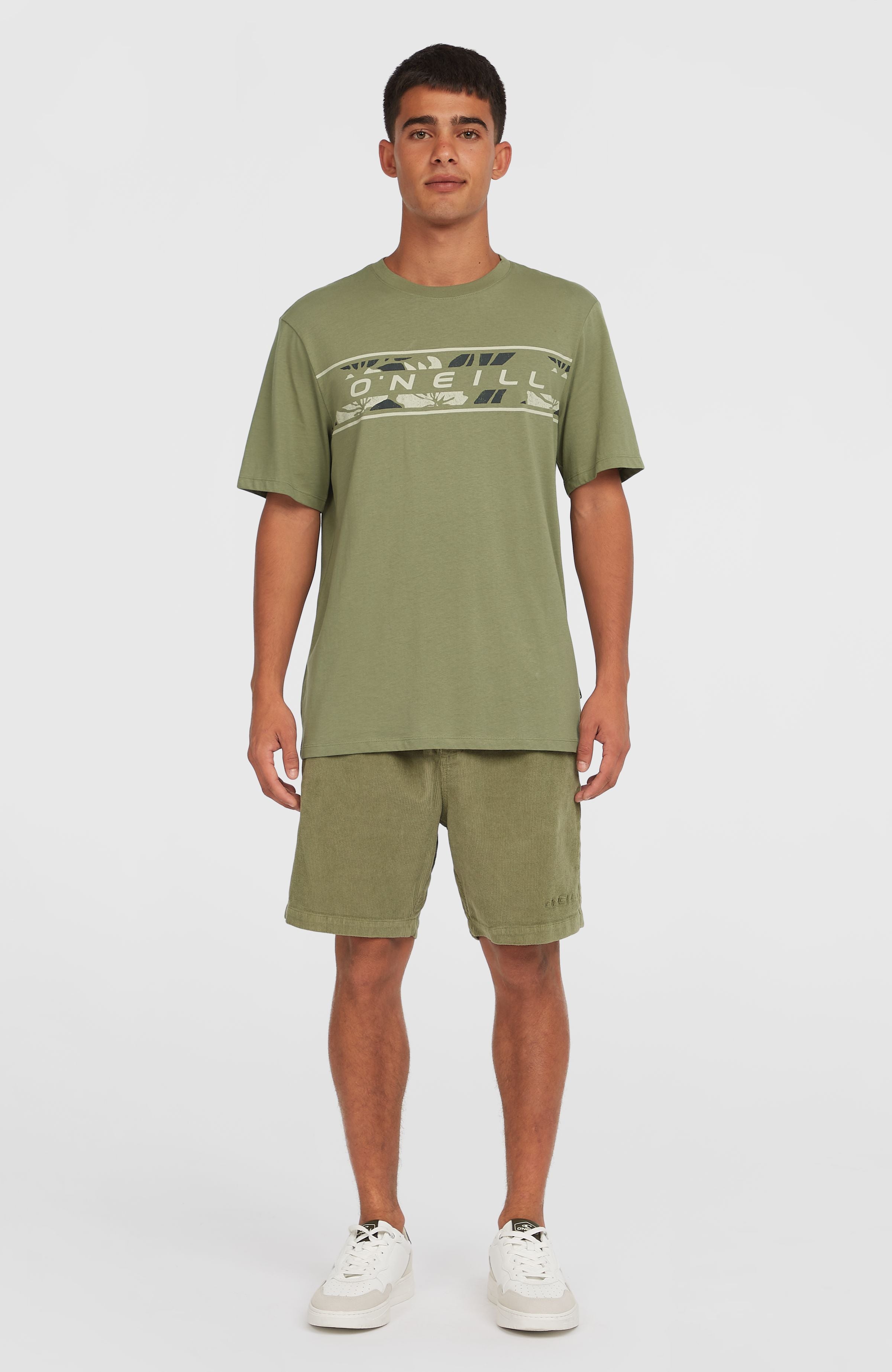 Front Graphic T-Shirt Avery Fern