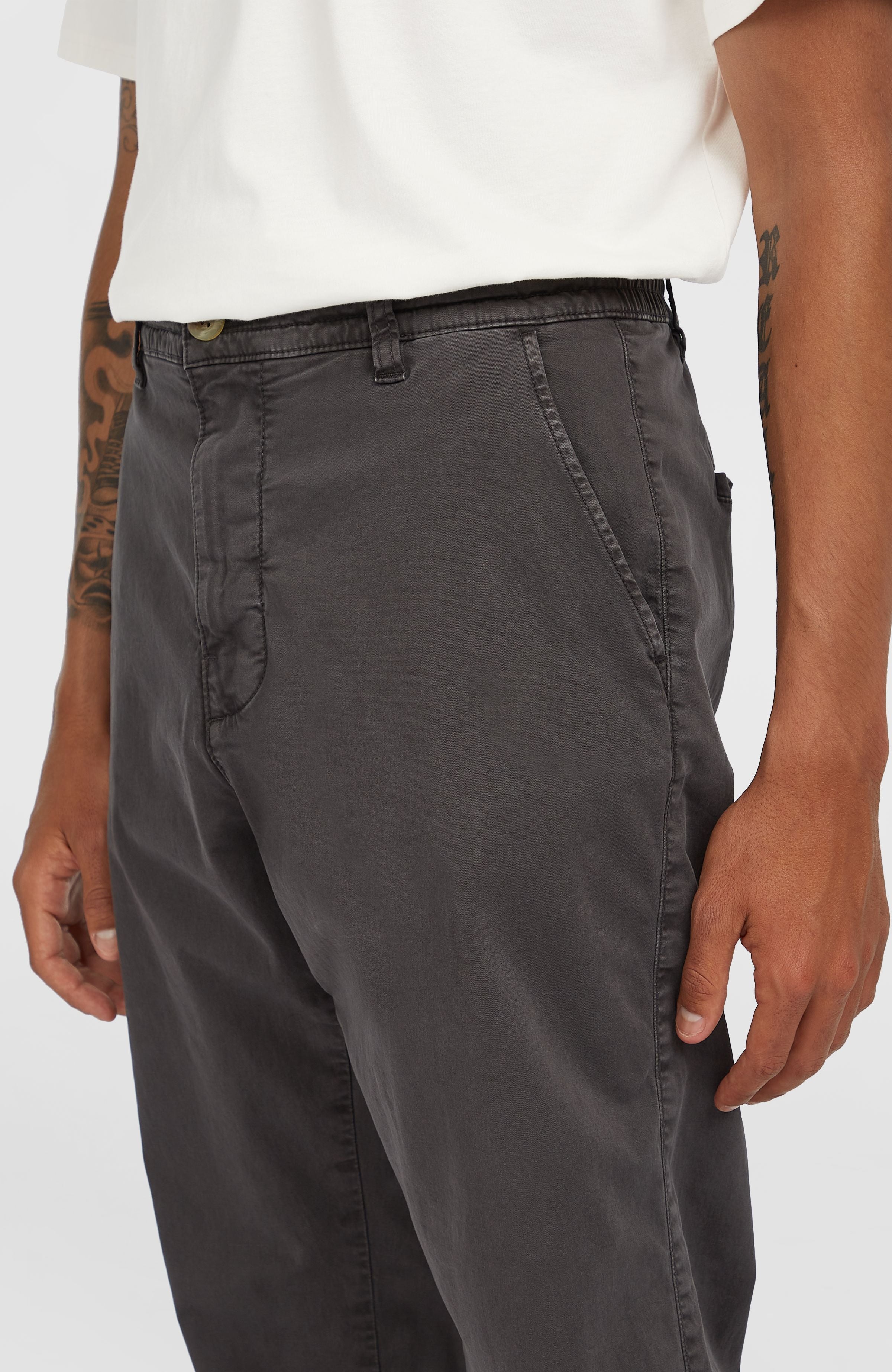 Essentials Chino Pants Raven