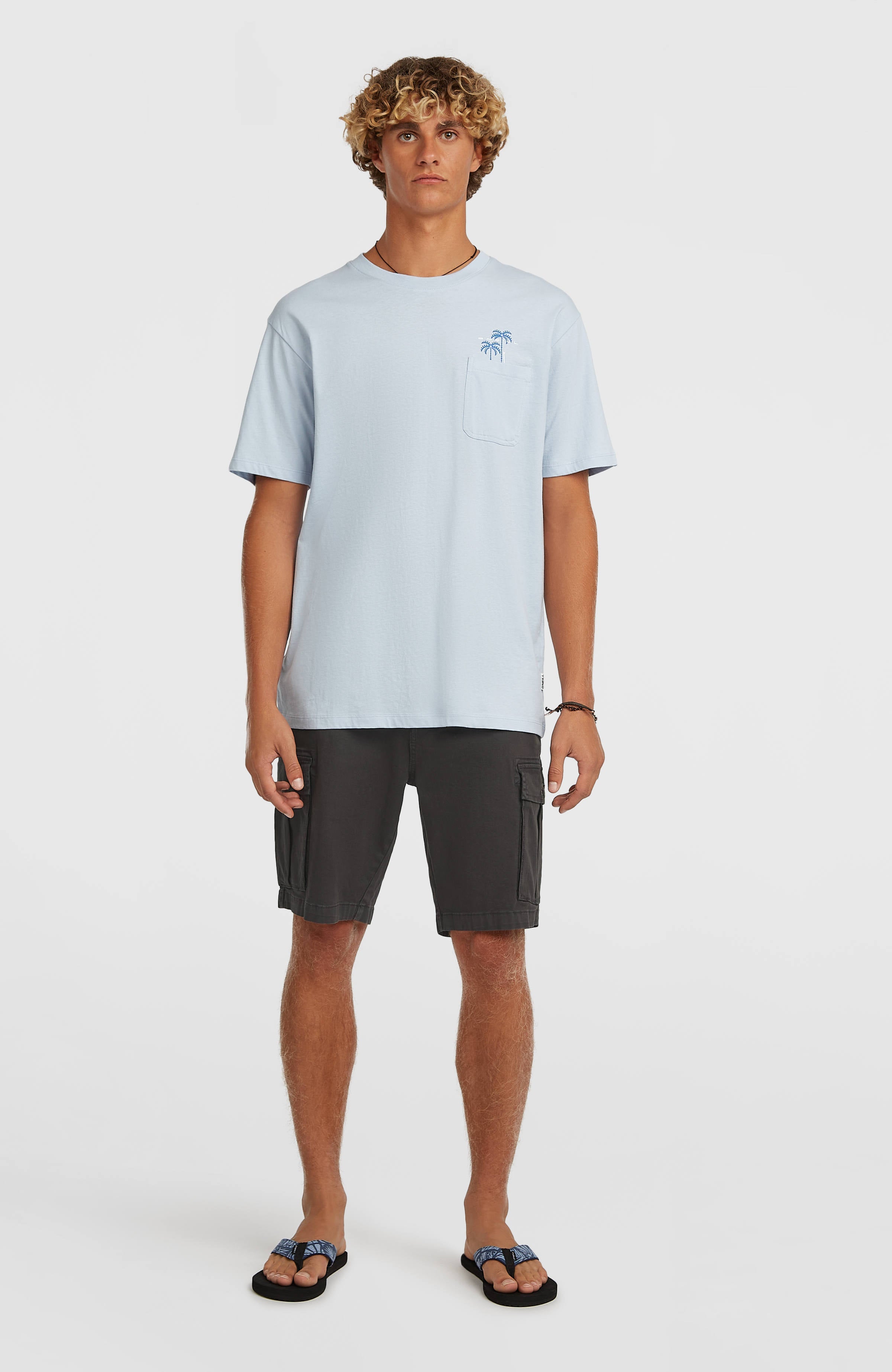 Essentials Cargo Shorts Raven