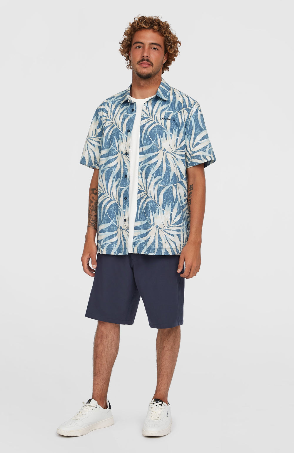 Hybrid Chino 19" Shorts Outer Space