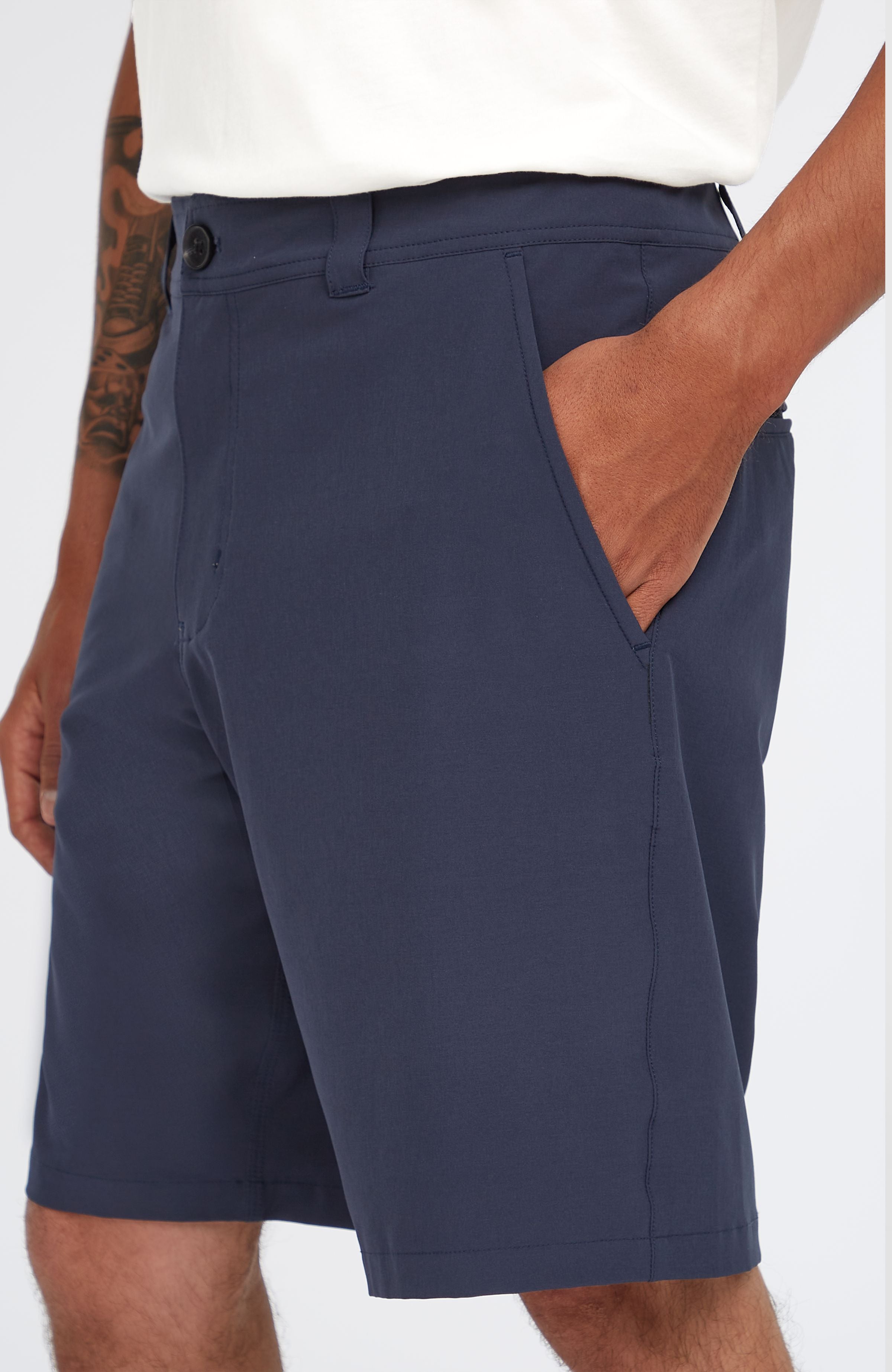 Hybrid Chino 19" Shorts Outer Space