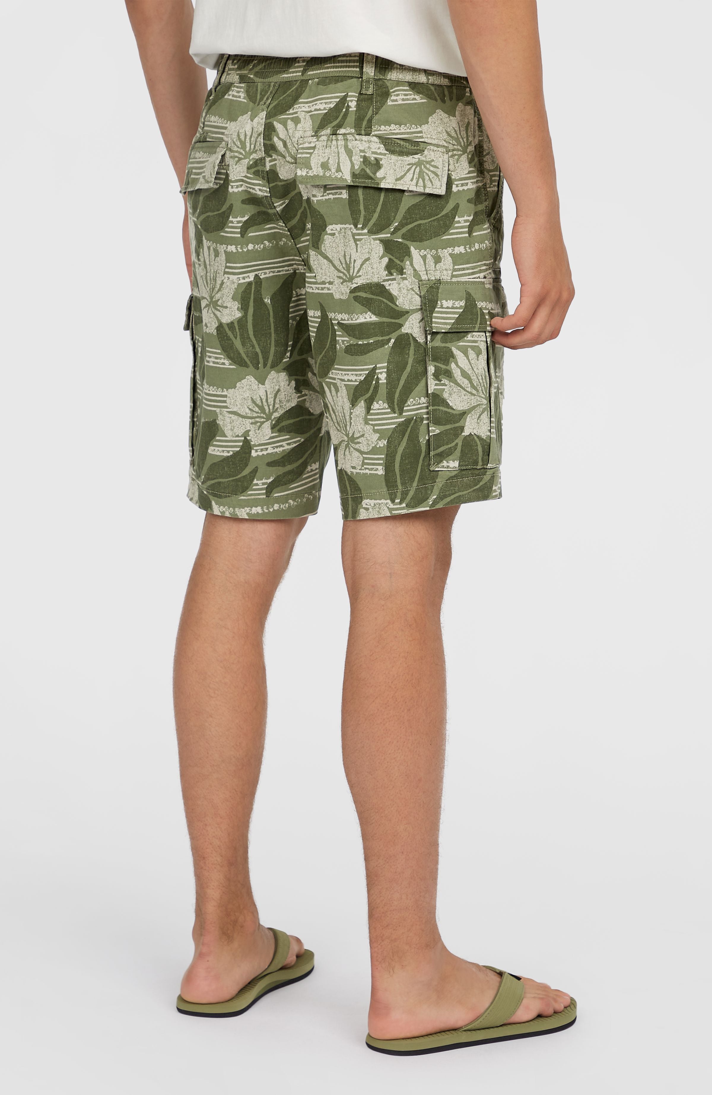 Essentials Cargo Shorts Green Tonal Dusty Flower