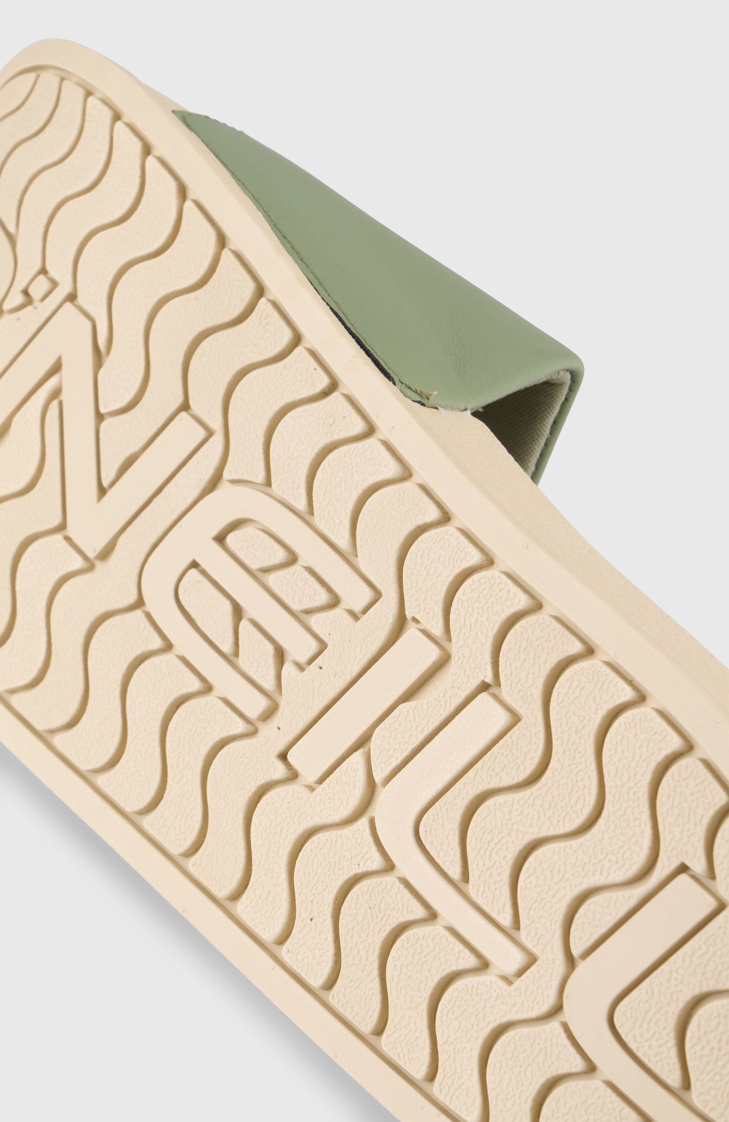Summer Must-Have Slides Avery Fern