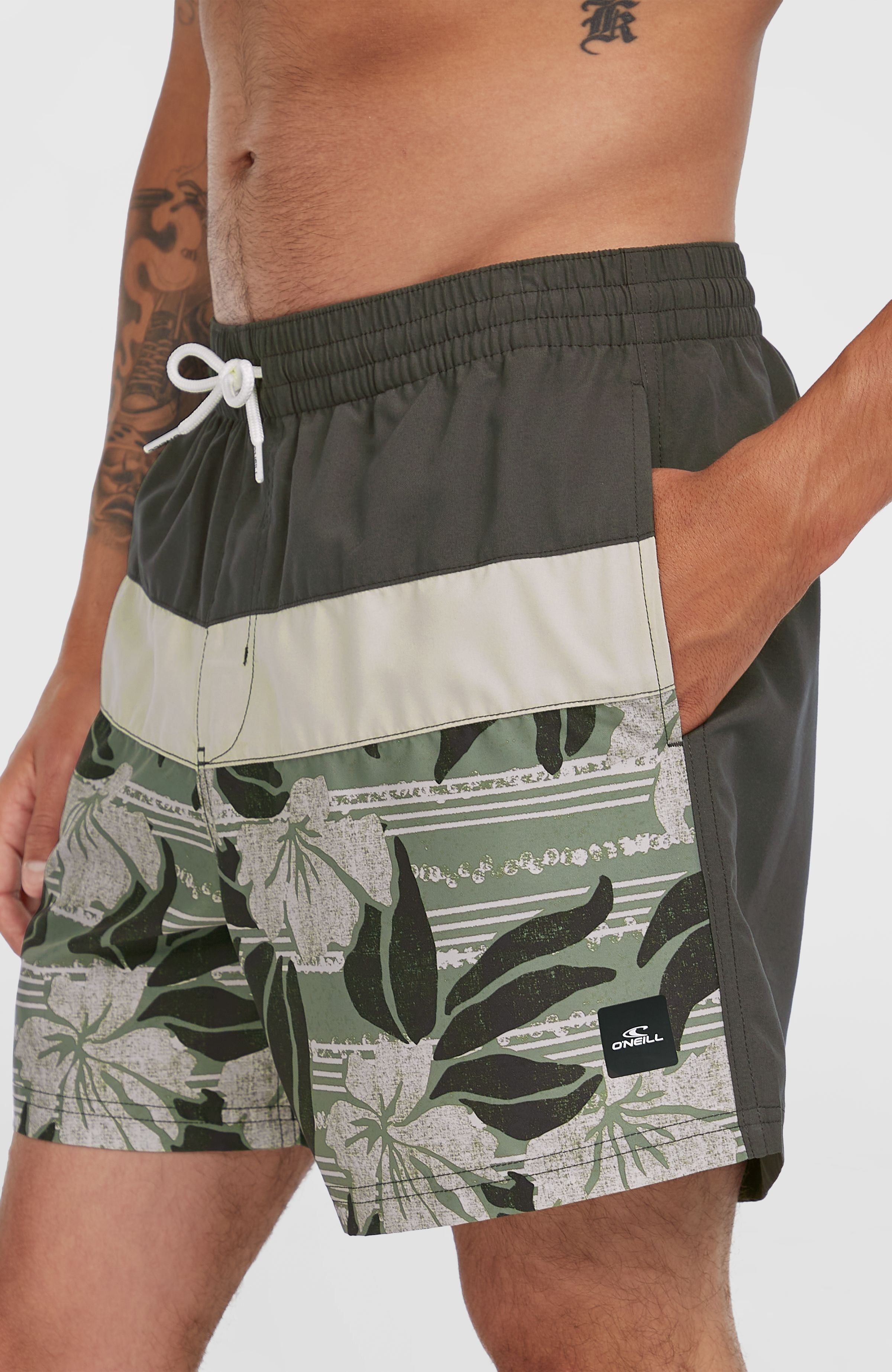 Cali Block 15'' Swim Shorts Green Dusty Flower