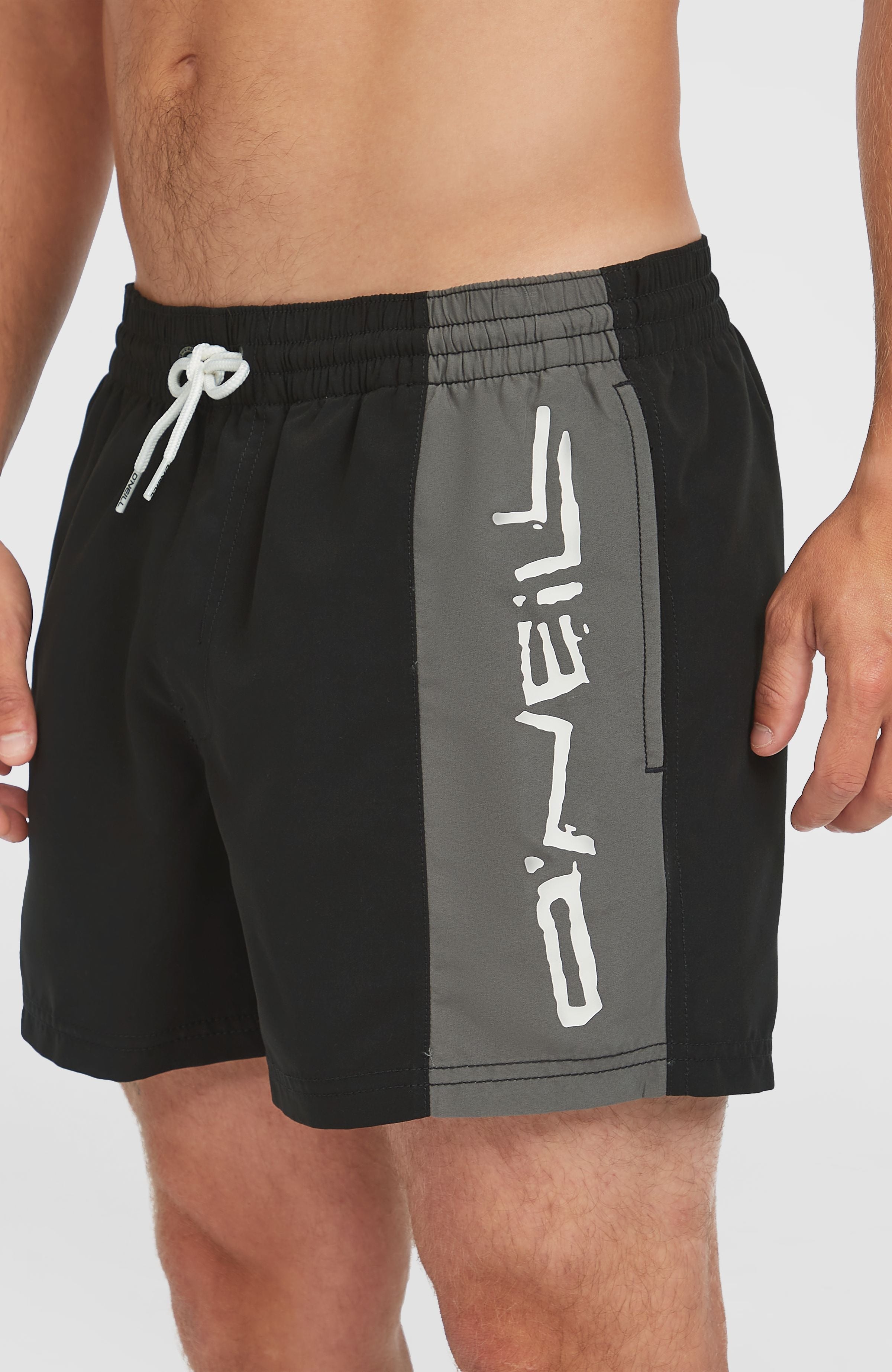 Retro 14'' Swim Shorts Black Out Colour Block
