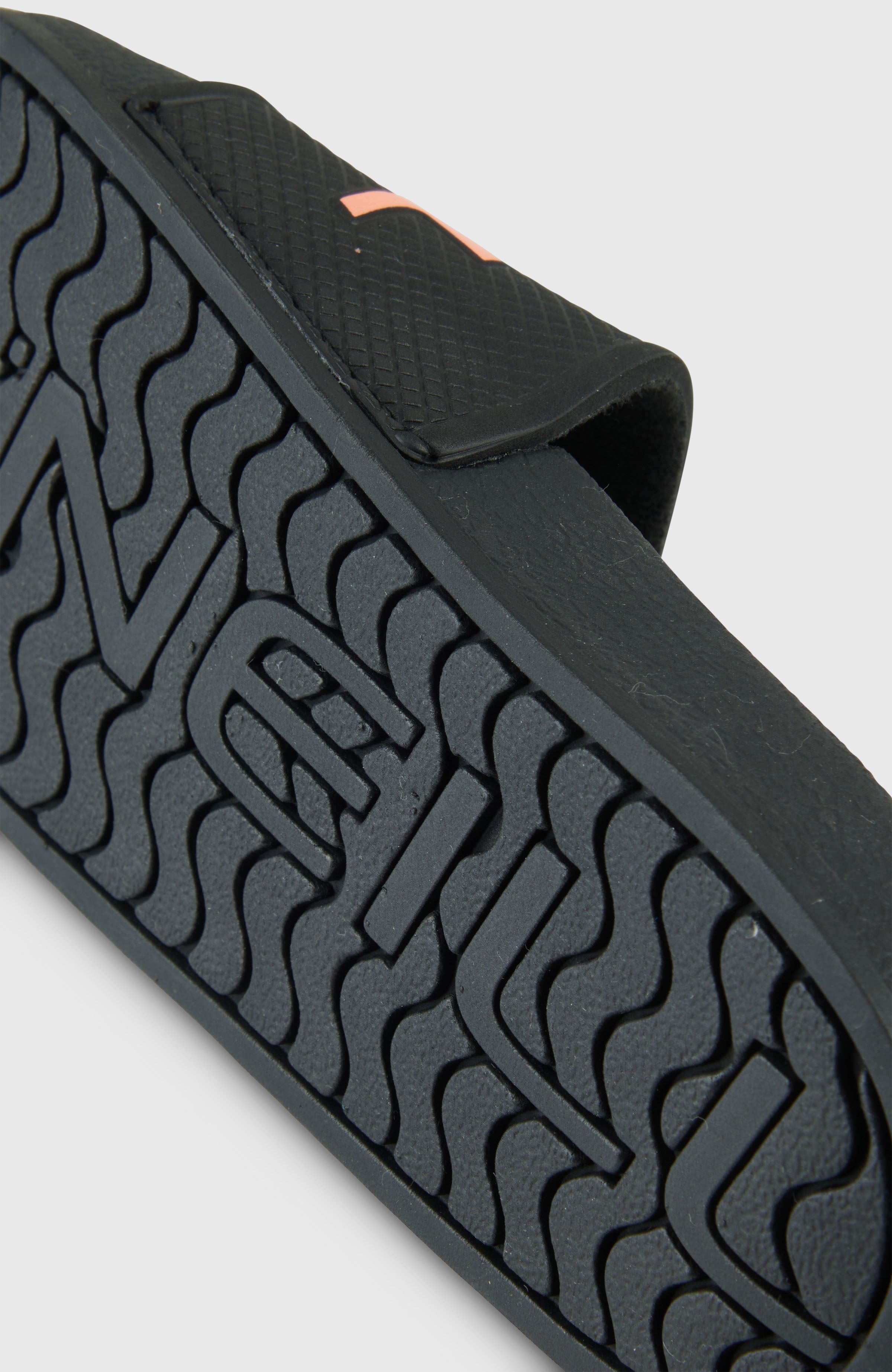 O'Neill Logo Slides Black Out